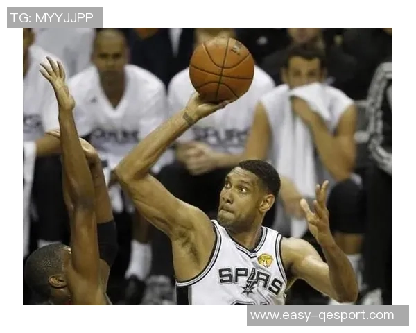 热火全队齐发力半场9人得分5人上双展现团队实力 热火全队齐发力半场9人得分5人上双展现团队实力