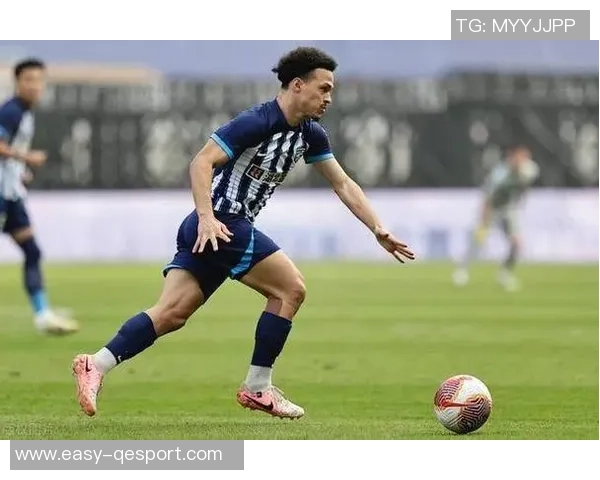 前武汉三镇外援达兰主动向西乙萨拉戈萨推荐自己现为自由球员状态良好